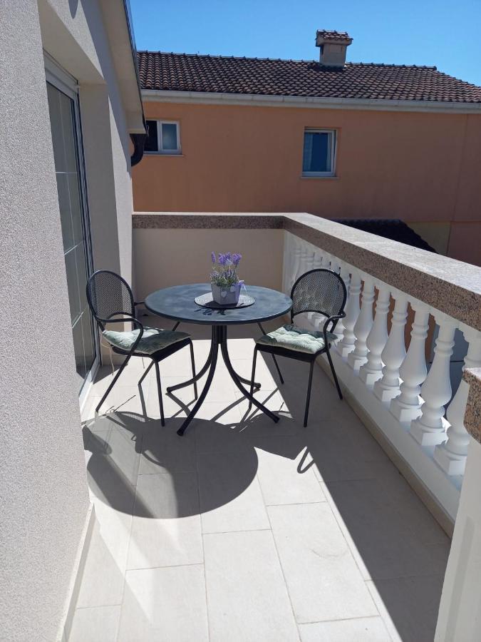 Delac * Vodice