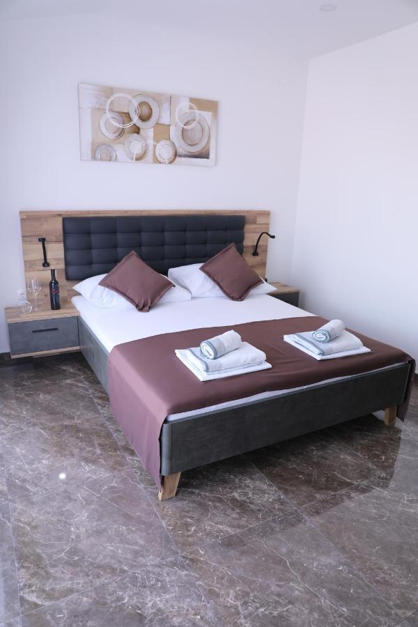 Delac Apartment *