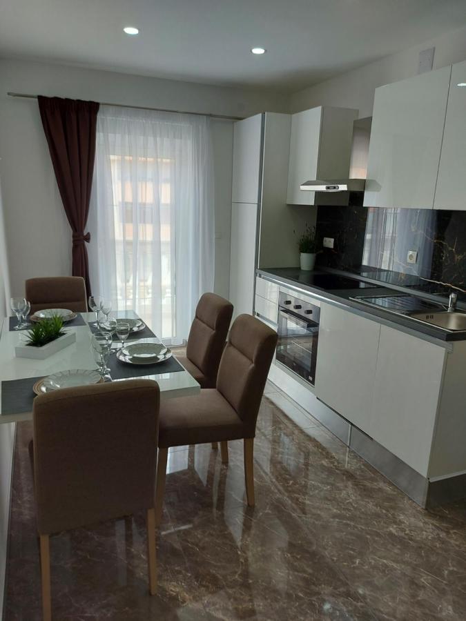 Delac Apartment *