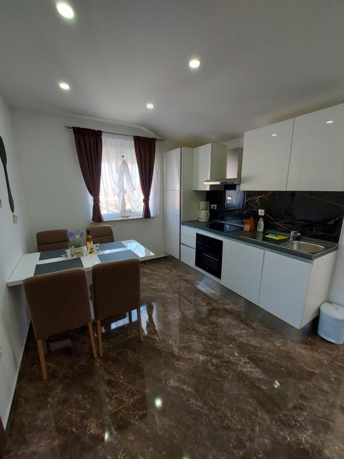 Delac Apartment *